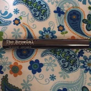 Tinted eyebrow gel